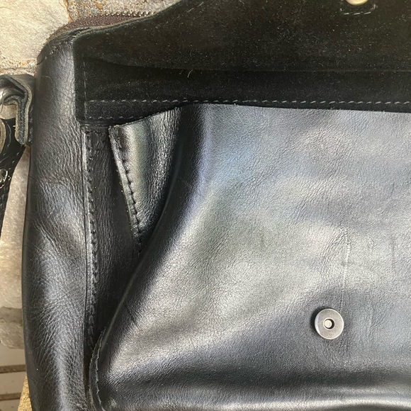 Patricia Nash Black Leather Purse - Picture 4 of 6